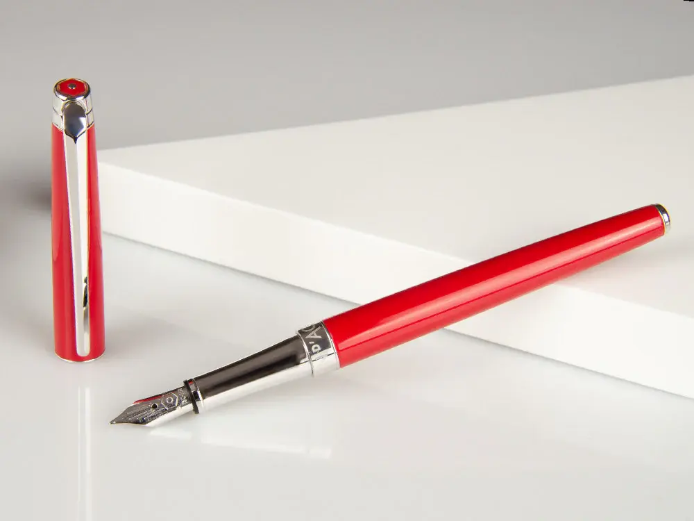 Scarlet Red LÉMAN™ SLIM Fountain Pen