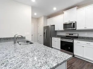 10 Creative Ways to Upgrade Your Kitchen with Quartz