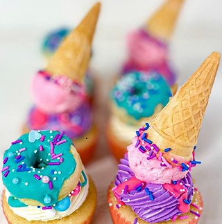 Custom Cupcakes.jpg