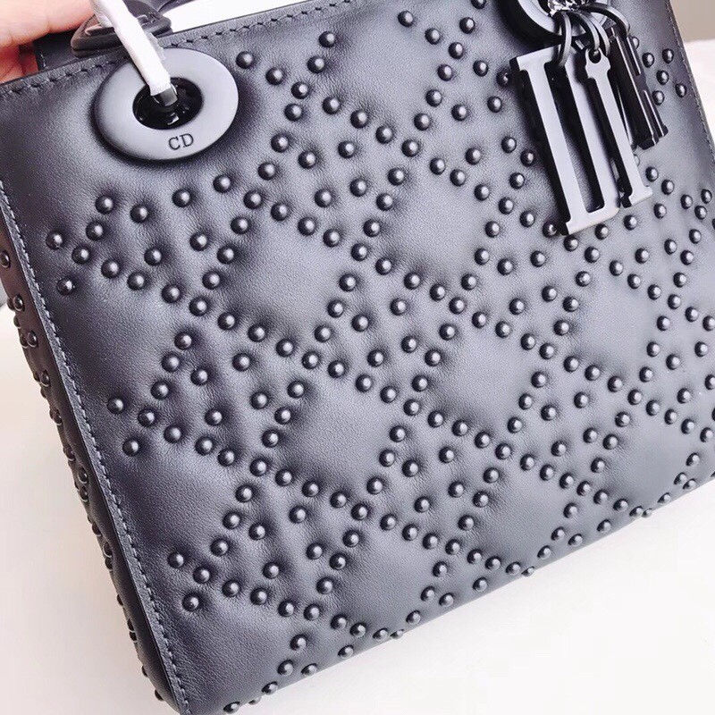 Thumbnail: Dior 黛妃包 Ultra Black 上【千顆鉚釘】【美國代購】