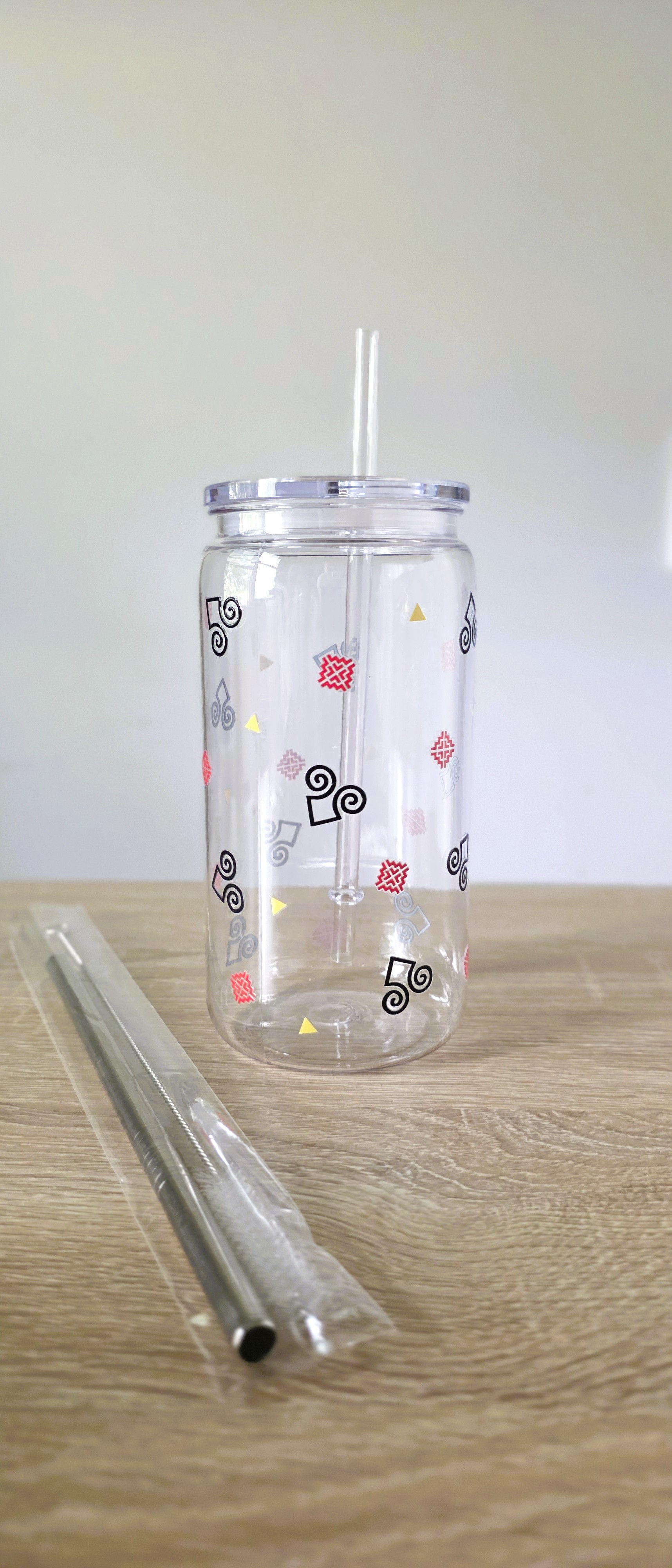 Red HRT Tumbler cup with clear lid