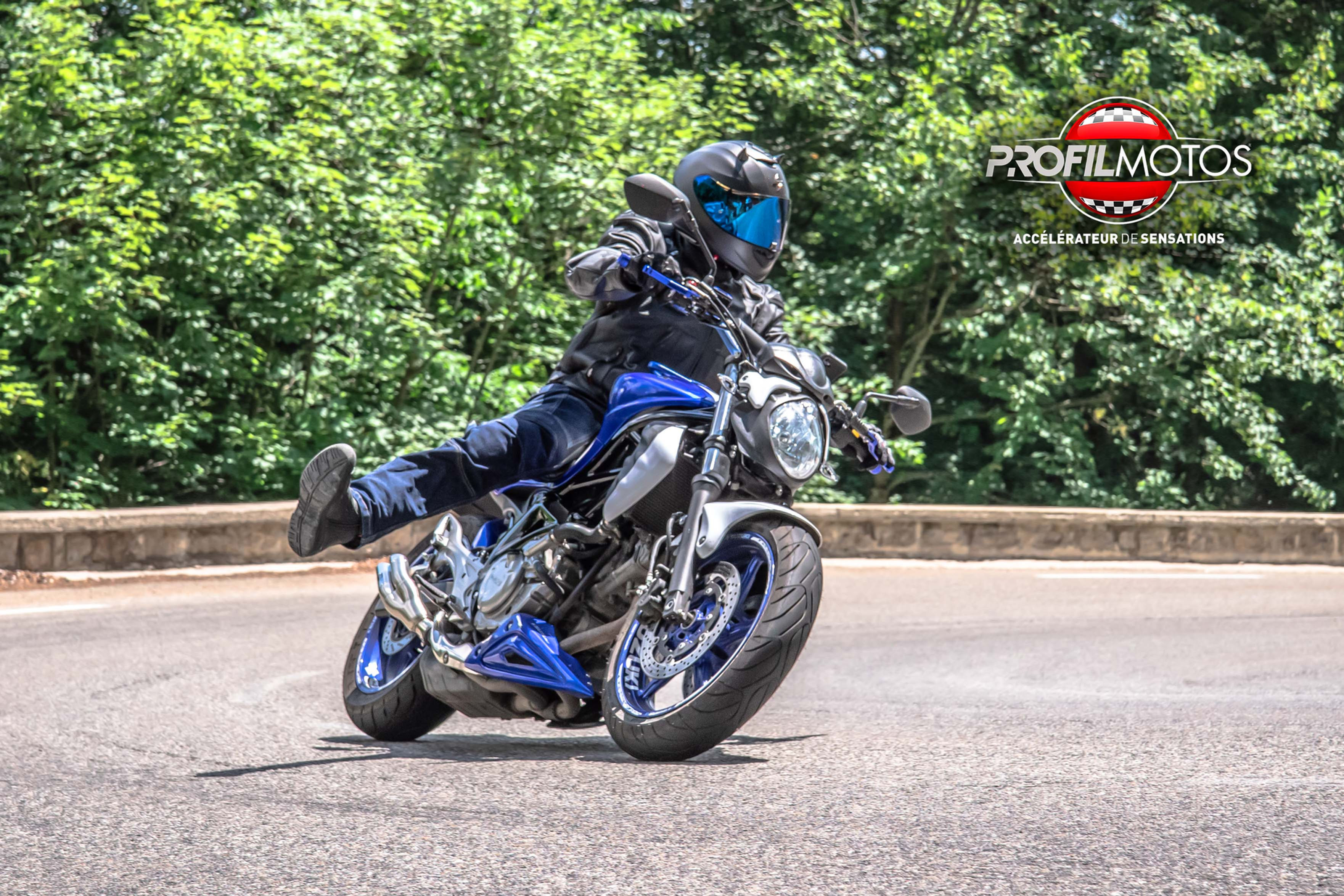 PHOTO MOTO FAUCILLE -40