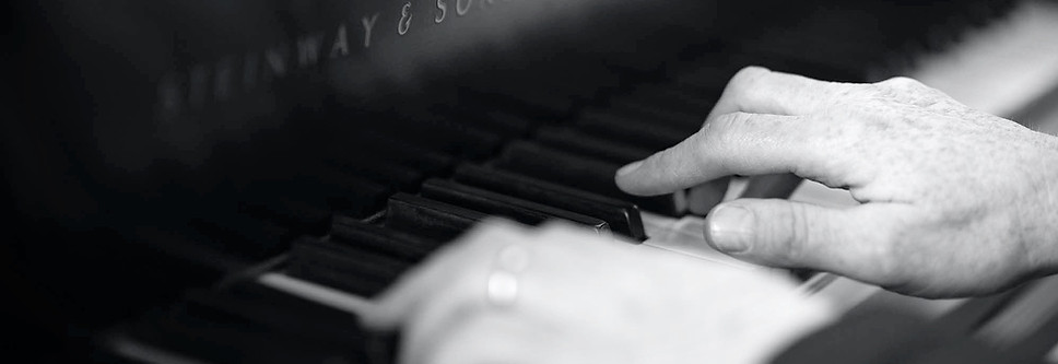 Jonathan Salisbury's hands at a Steinway piano
