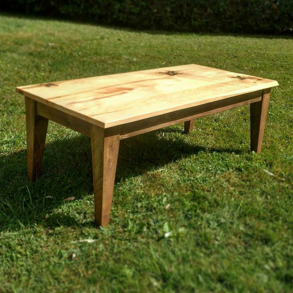 table basse pin
