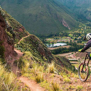 BIKING IN THE SACRED VALLEY OF THE INCAS