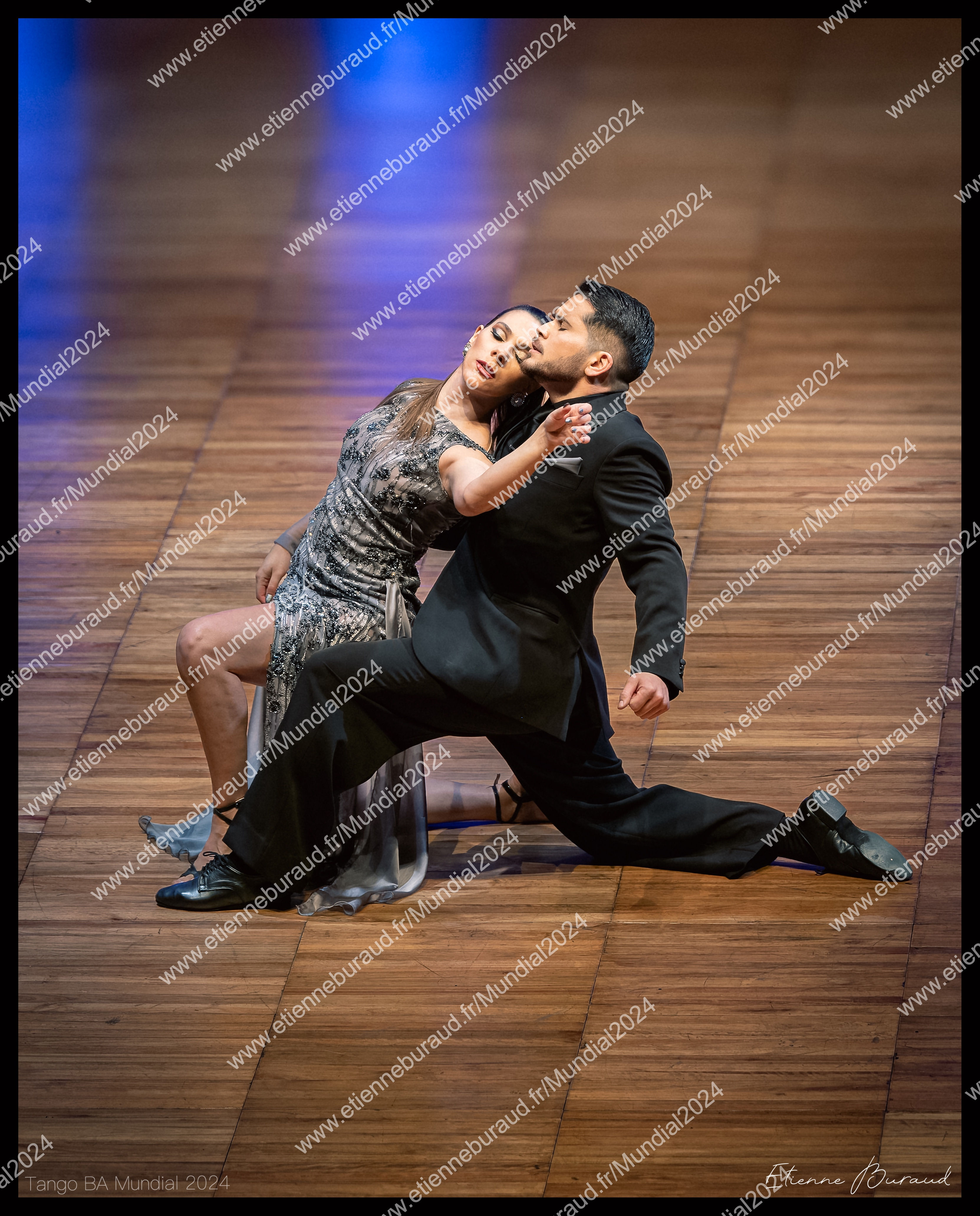 Pareja 180 - Escenario - 1 pic