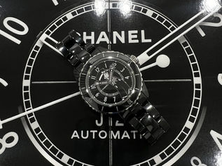 [워치 리뷰] 샤넬 마드모아젤 J12 라 파우자 