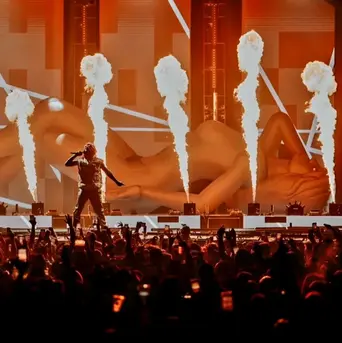 Giant Inflatable - Future Concert Inflatable 3.jpg