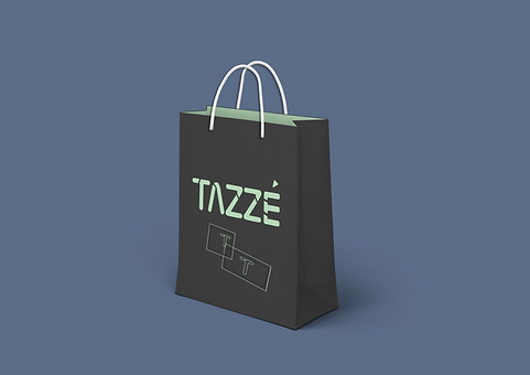 Mockup de una bolsa de compra negra con el logo de Tazzé en color verde