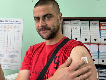 Захист освітян — інвестиція в здорову школу: вакцинація в ліцеї «Оріяна»