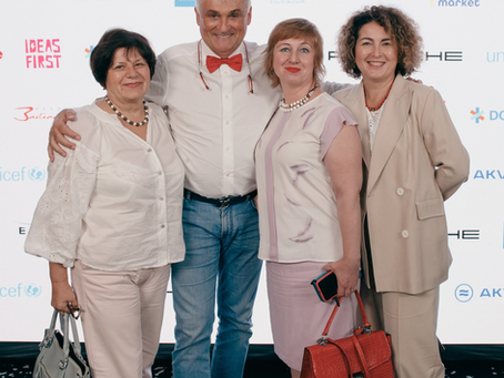 ЧИСТІ ЗУБИ НЕ ХВОРІЮТЬ - ЙОГО незмінна теза! 