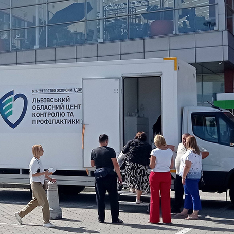«Мега-крута можливість перевірити своє здоров’я!» — львів’яни про мобільну амбулаторію