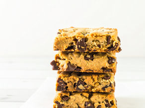 Easy Delicious Chocolate Chip Cookie BArs