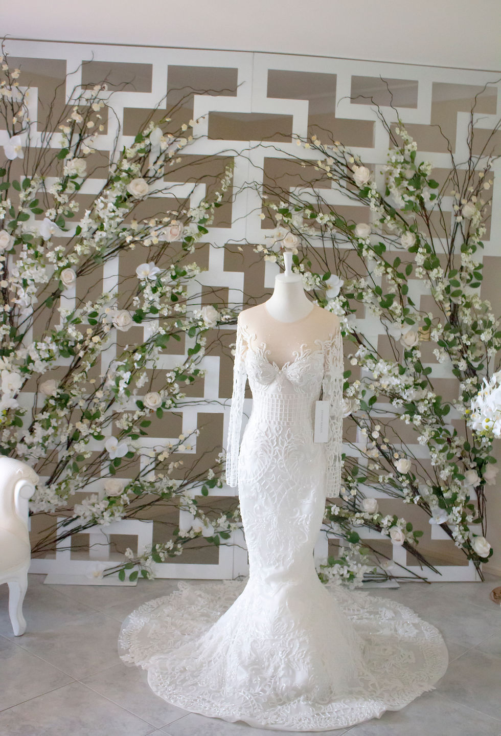 Azize White Floral Backdrop