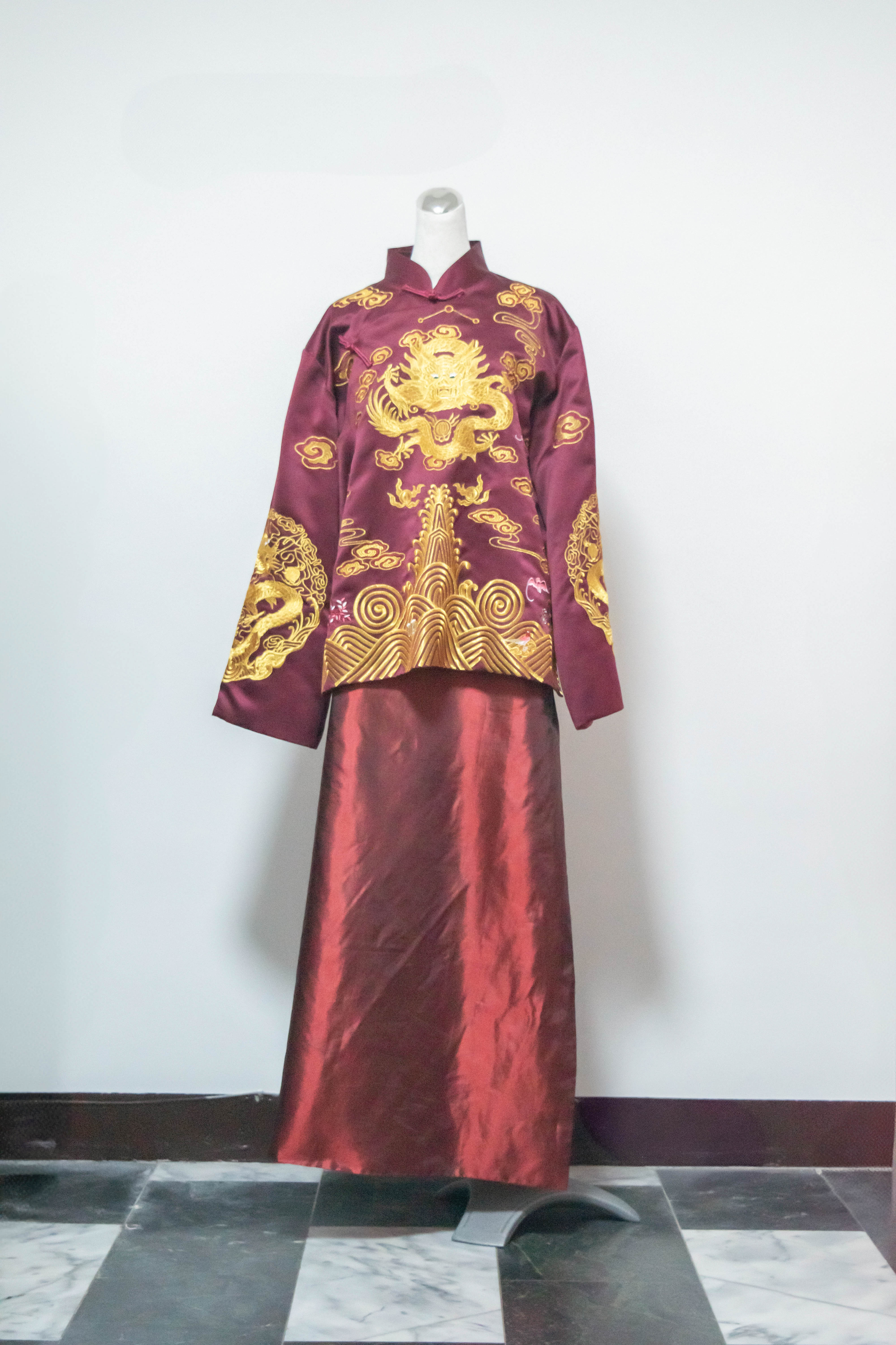 深紅金龍刺繡馬褂 S XXL