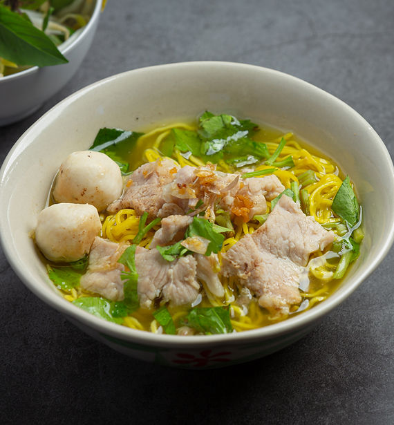 thai-food-noodles-with-pork-meatball-vegetable (1).jpg