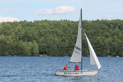 Sailing on Pleasant Lake