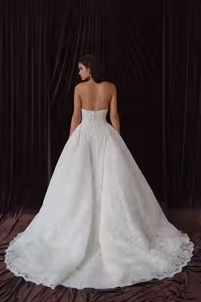 Embroidered lace, basque waist Aline wedding dress