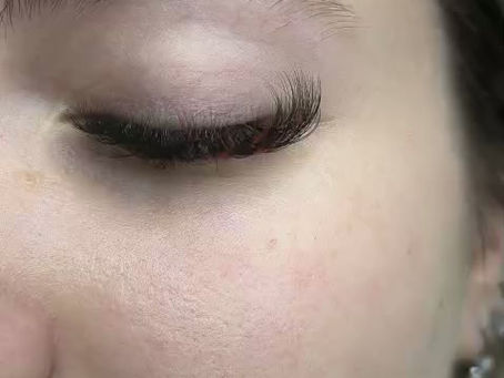 Ein Augenaufschlag, der verzaubert!