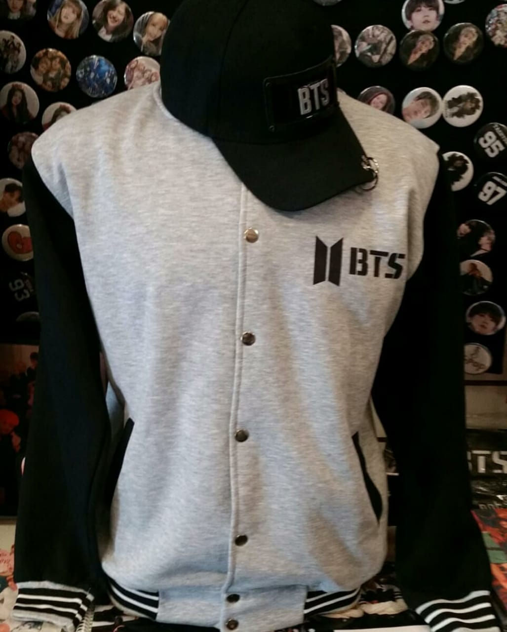 CAMPERA UNIVERSITARIA BTS