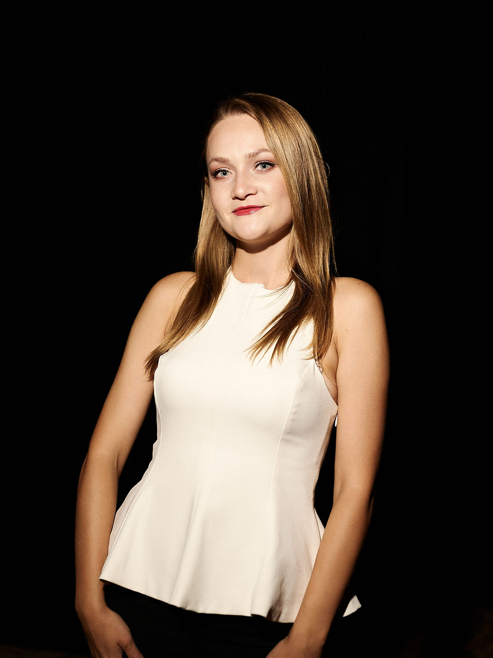 Мар_яна Браташ - сопрано_edited.jpg