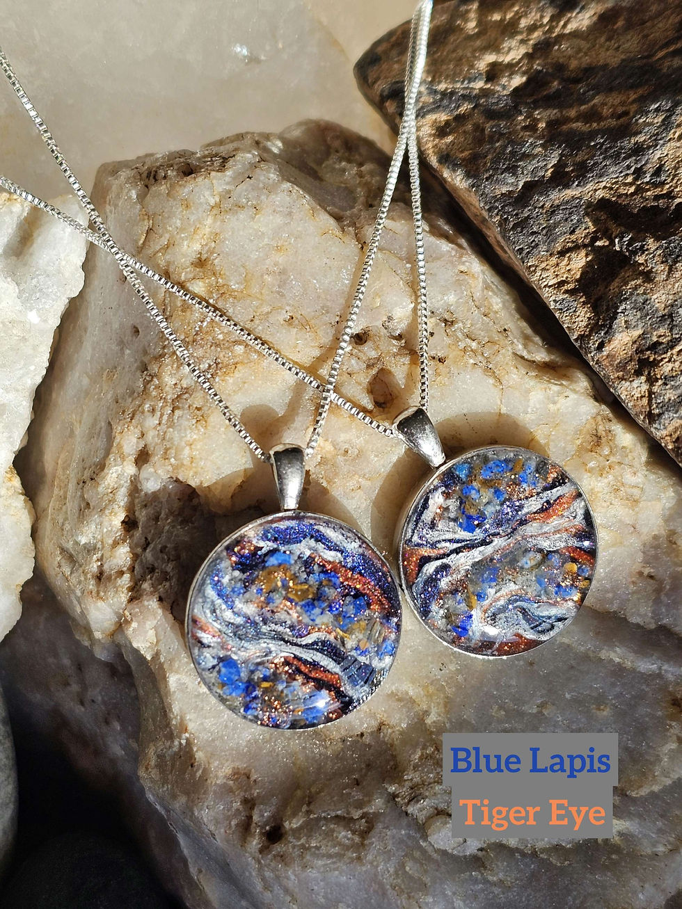Thumbnail: Geoade Necklace 