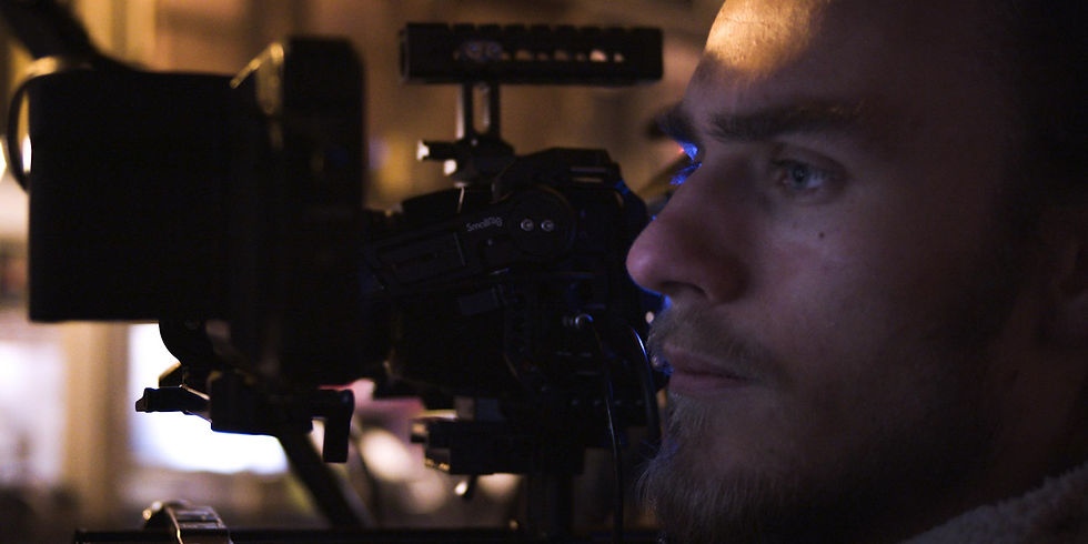 Close-up-cameraman.jpg