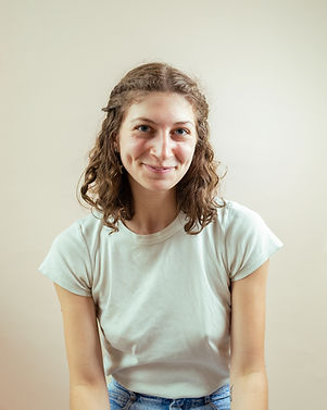 Sophie Visscher-Lubinizki's headshot, smiling