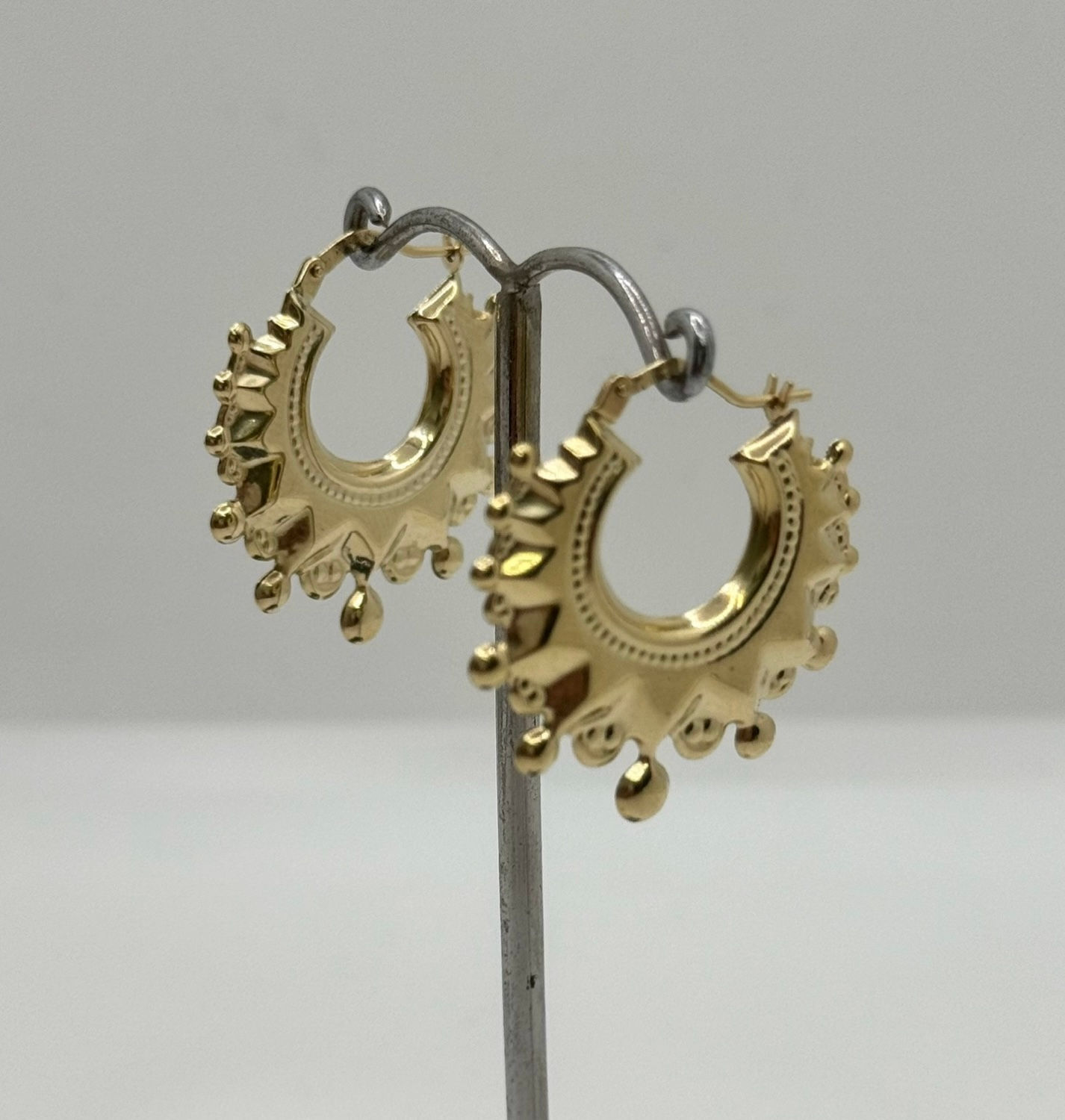 9ct Traditional Creole Earrings