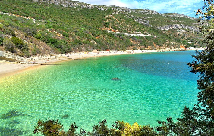 Arrábida Natural Park and Blue Coast beaches near Setubal holiday home