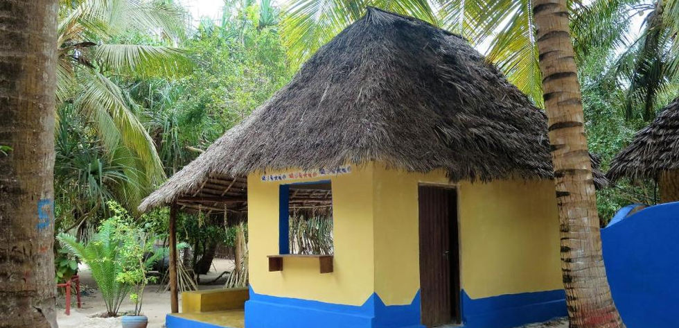 Hotel for sale 15 rooms  Pongwe 