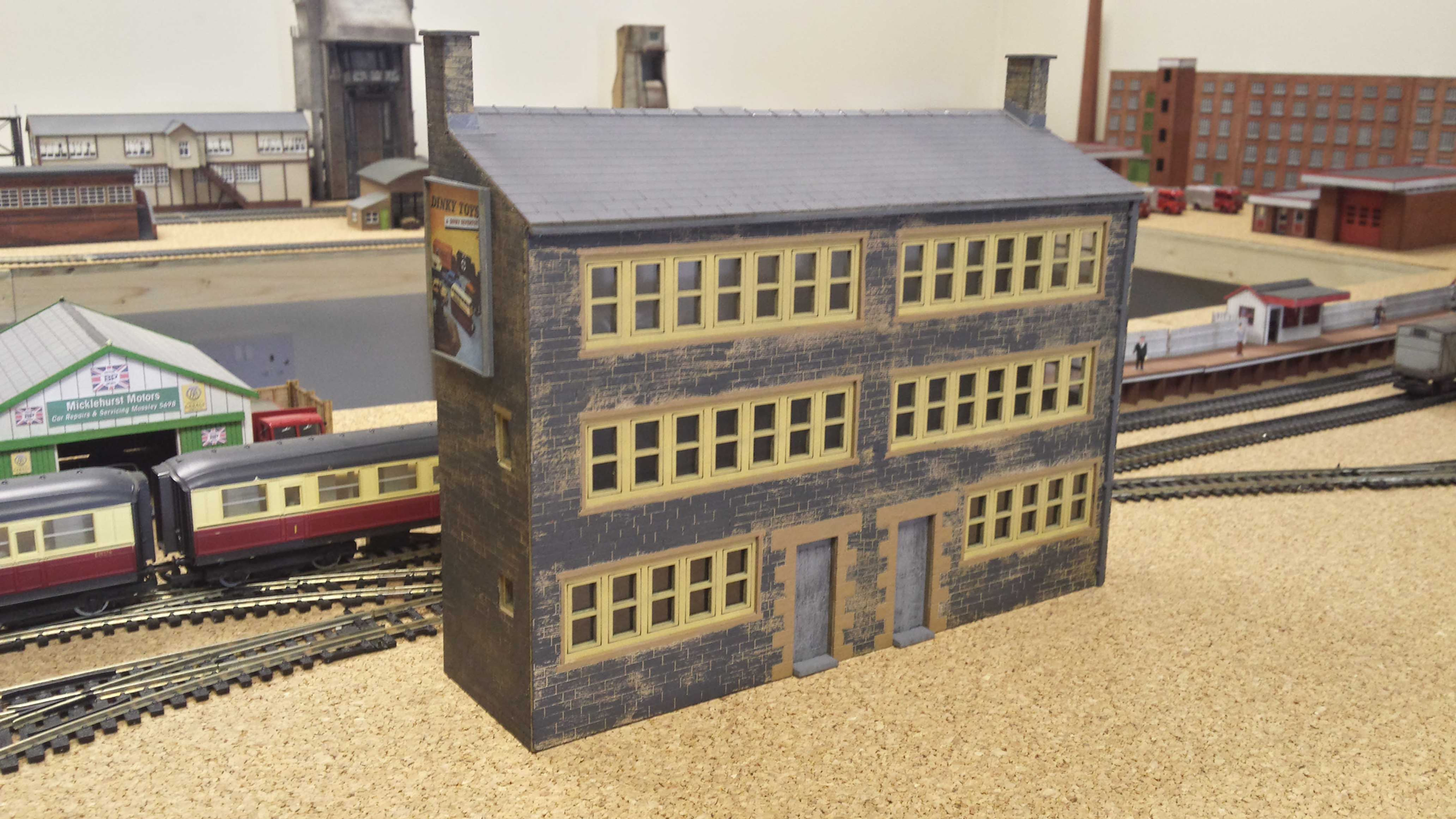 O Scale Half Relief Pair of Weavers Cottages