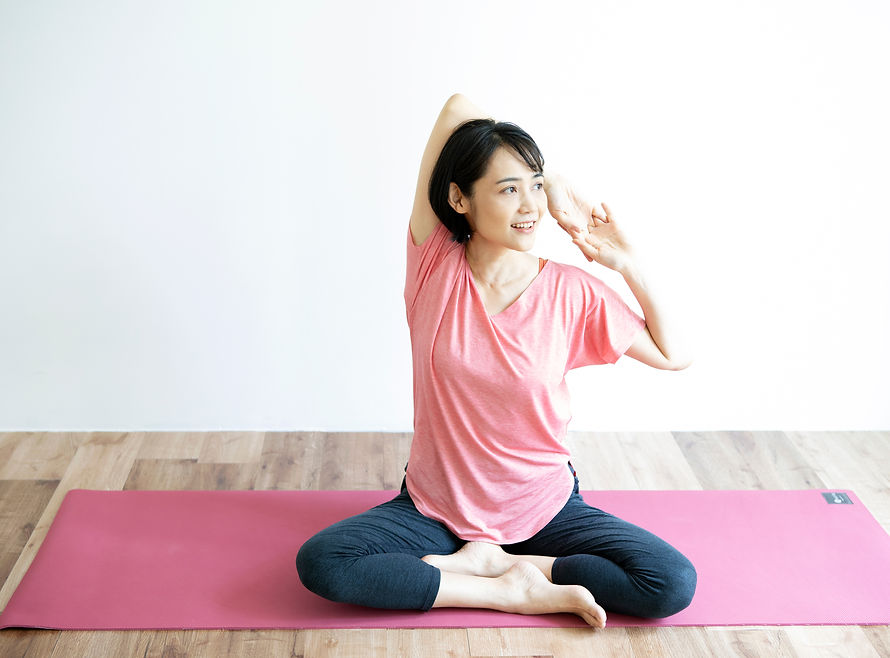 オンラインヨガレッスン | yogatomo.online 友永ヨーガ学院の