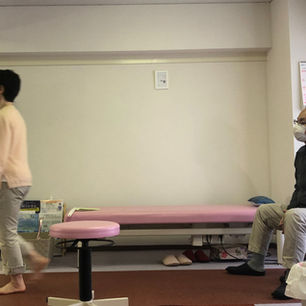 快足工房 吉田茂人が語り教える 「足裏の宇宙」