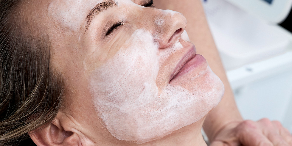 LNDA_Skin_Clinic_Behandling_01_edited.jpg