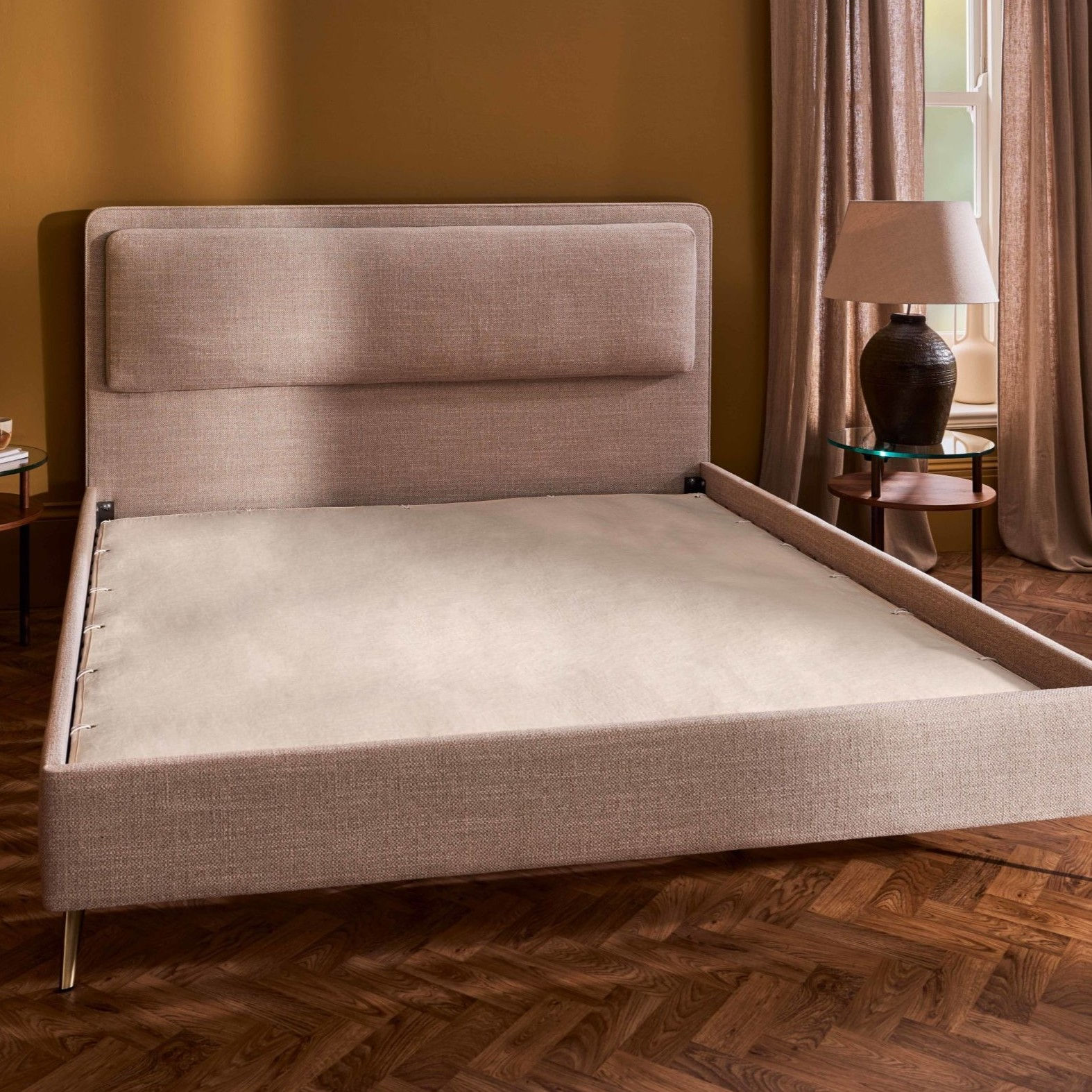 Vilnonis apsauginis čiužinio kilimėlis (ant grotelių pagrindo)