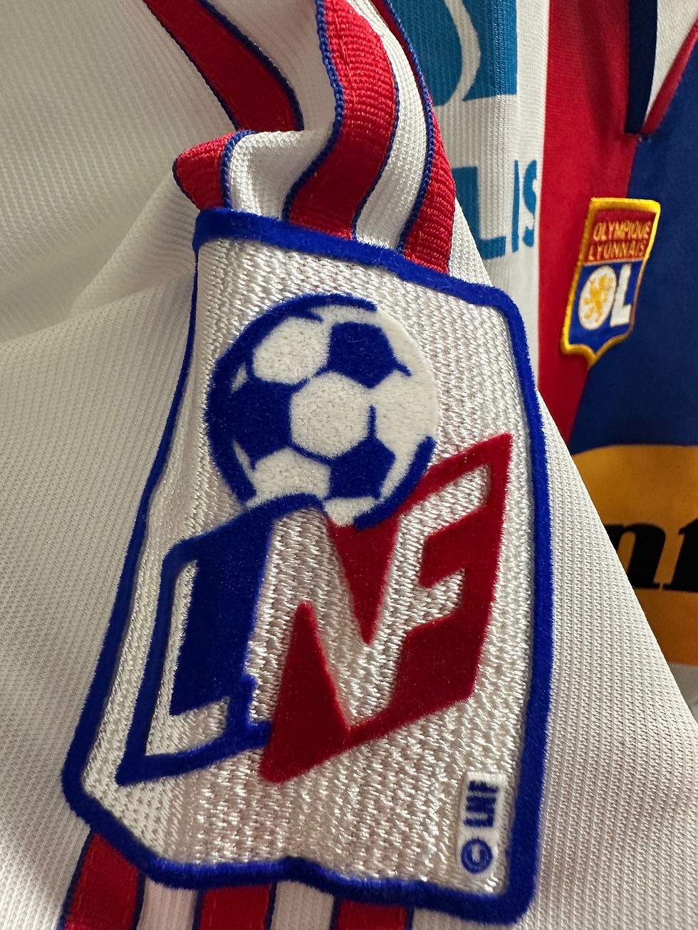 Miniature : OL - LYON - 00/01 -  F.LAVILLE