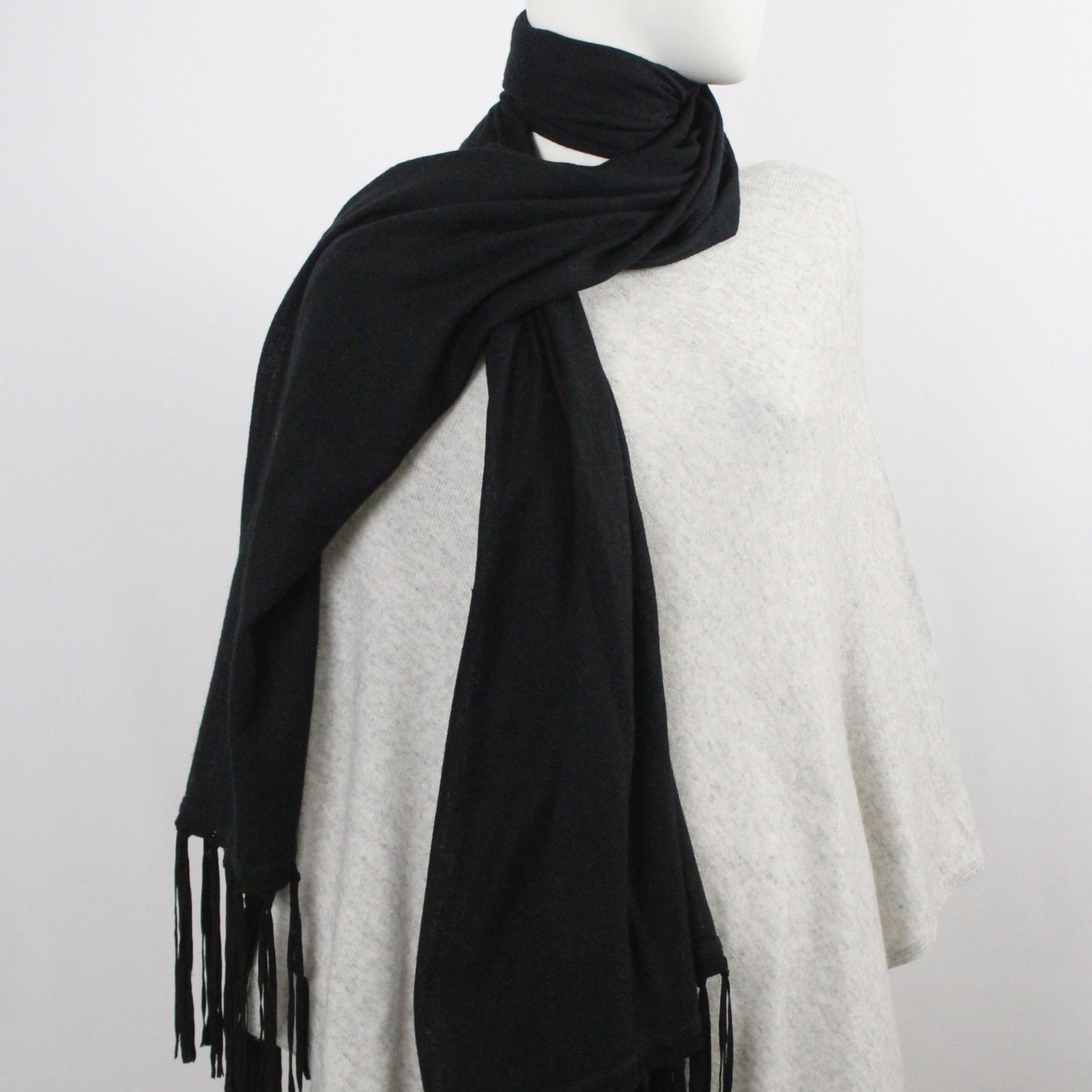 MILANGE TRIM BLACK CASHMERE