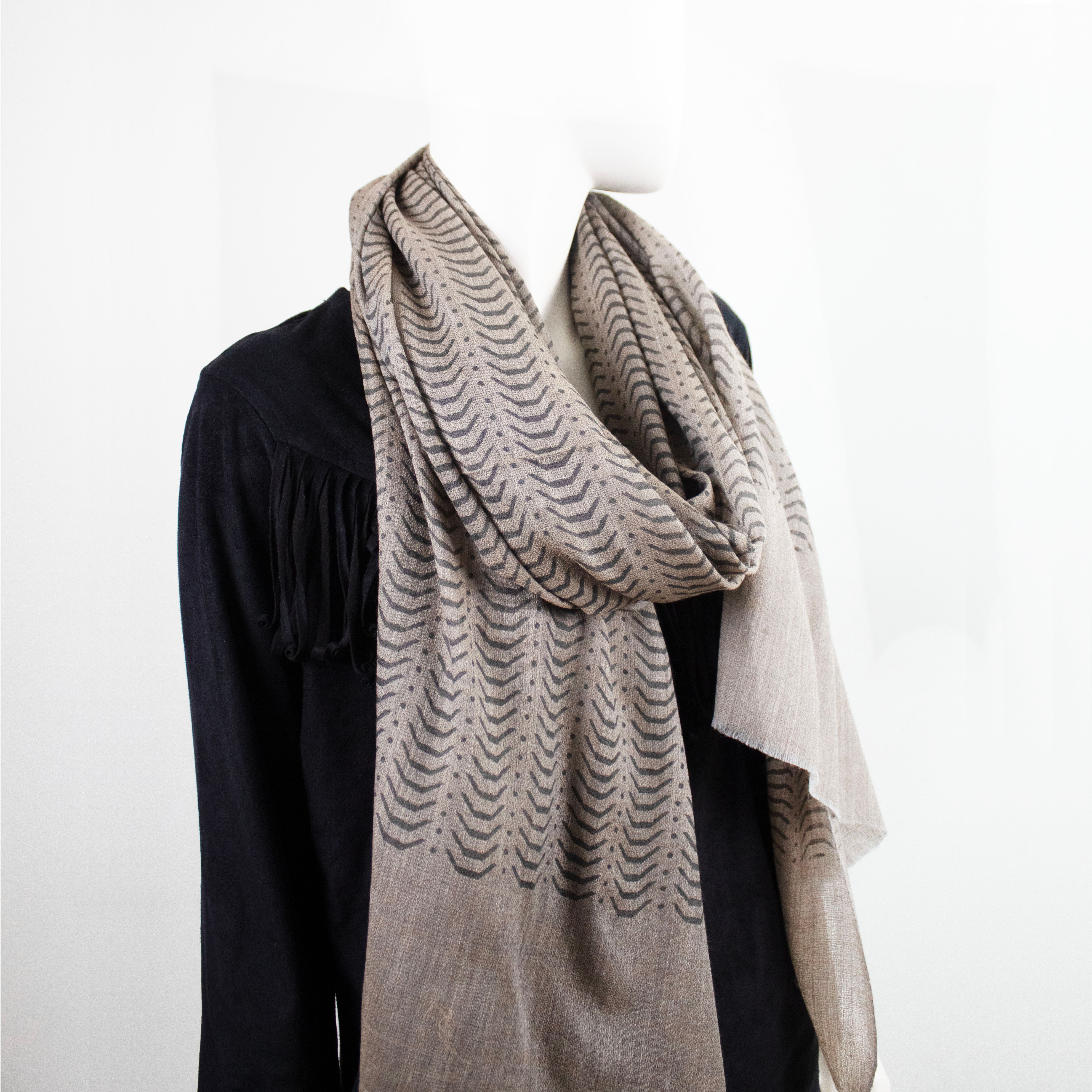 STAIRS BEIGE CASHMERE BLOCKPRINTED SCARF