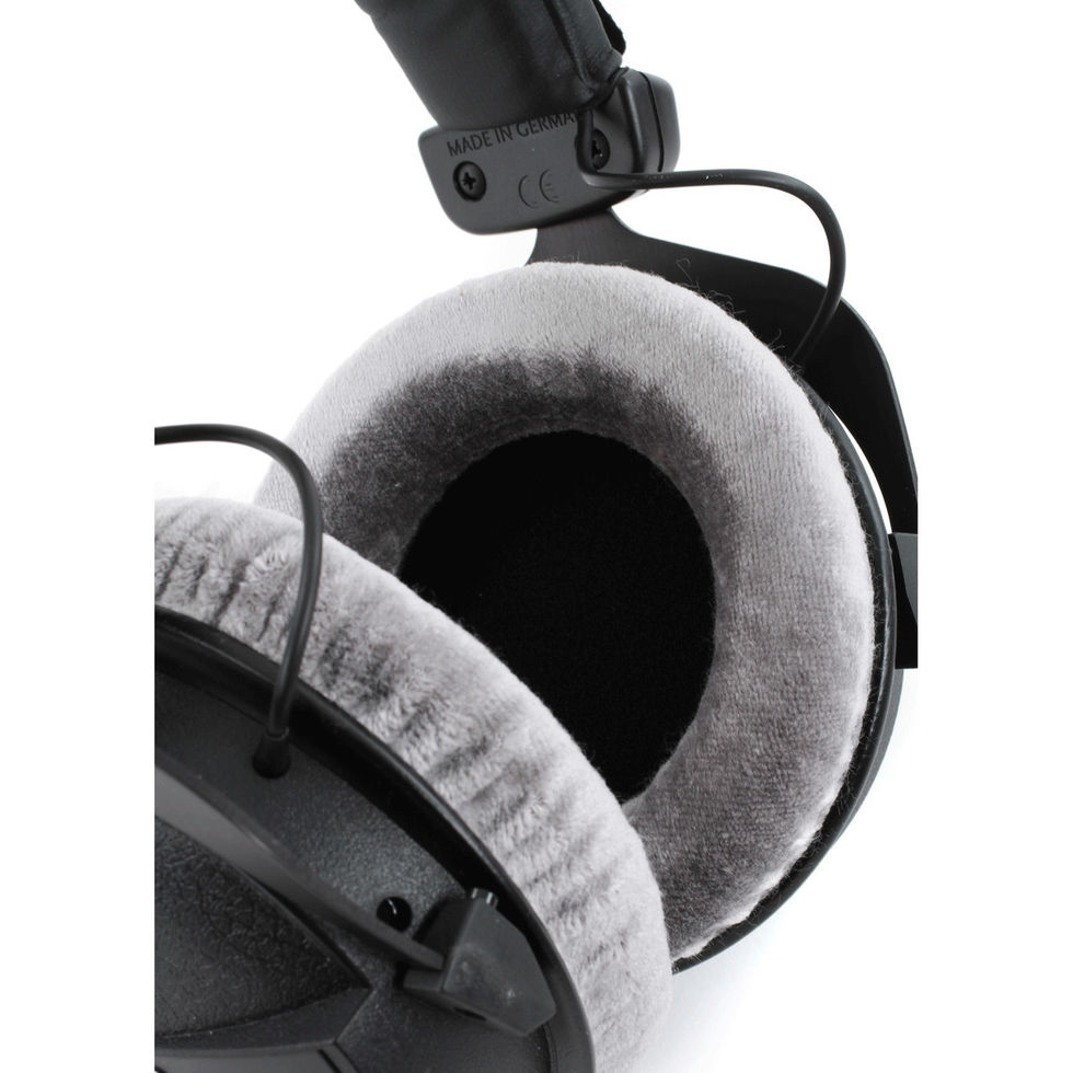 Image of Beyerdynamic DT 770 Pro Headphones - 80 Ohm view of ear cups