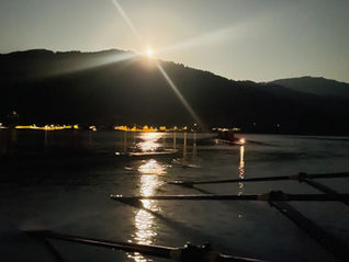 Mondscheinfahrt & Gipfeli an Bord