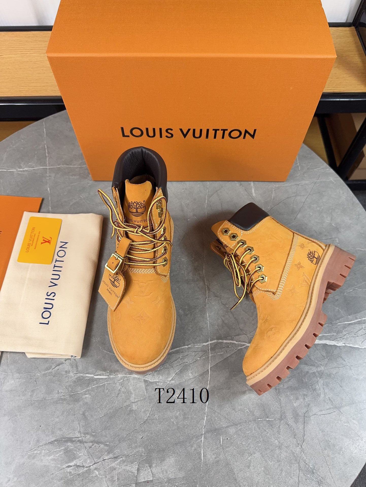 LV TIMBERLAND BOOT 