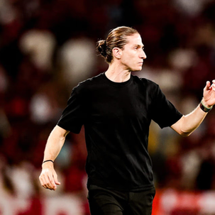Do Ninho para a Europa: Filipe Luís é o novo técnico do Monaco.