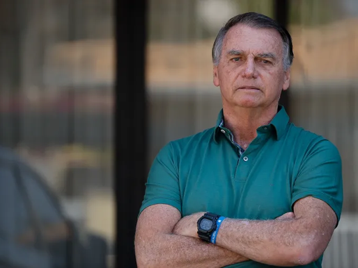 STF nega prisão domiciliar e mantém Bolsonaro preso na PF.
