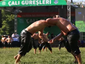 800 pehlivan Bursa'da er meydanına çıkıyor