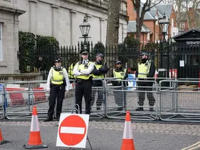 Londra'daki İsrail Büyükelçiliği şüpheli terör saldırısının hedefi oldu