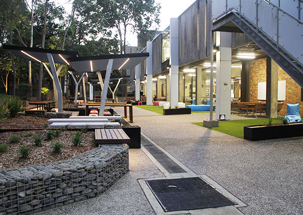 Example of shaded outdoor study space from the University of Newcastle, Australia