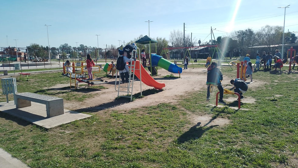 Salón Vecinal, espacios deportivos y recreativos