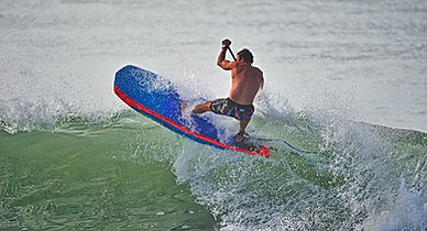 SUP Surfing California