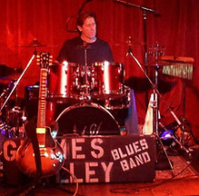 13419027_896666083793387_577827921675892